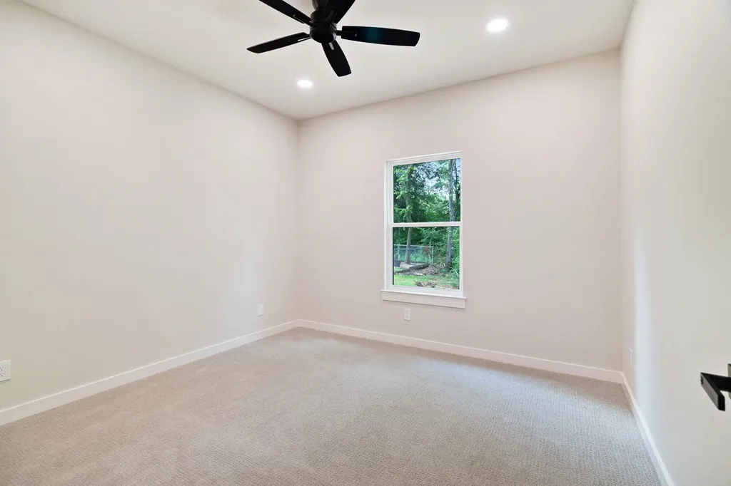 3035 Aiken Drive Paris TX 75460