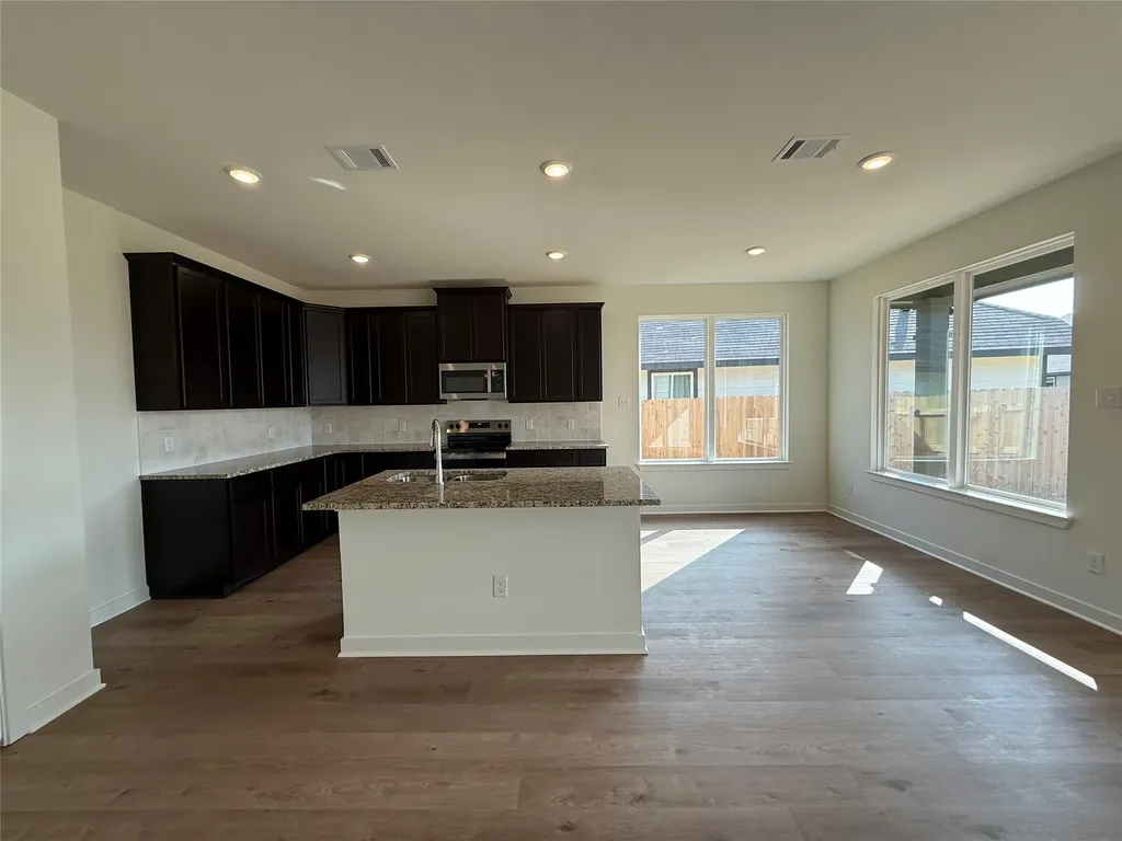 4212 Rimfire Road Waco TX 76705
