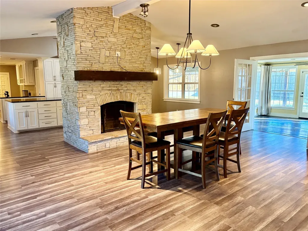 221 La Jolla Drive Athens TX 75751