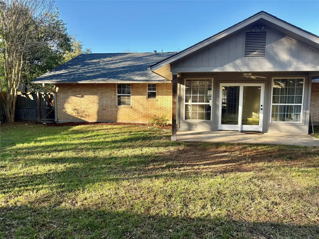 221 La Jolla Drive Athens TX 75751