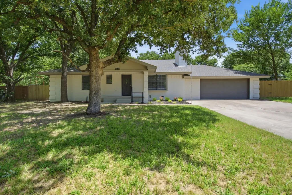 215 Cherry Street Weatherford TX 76086