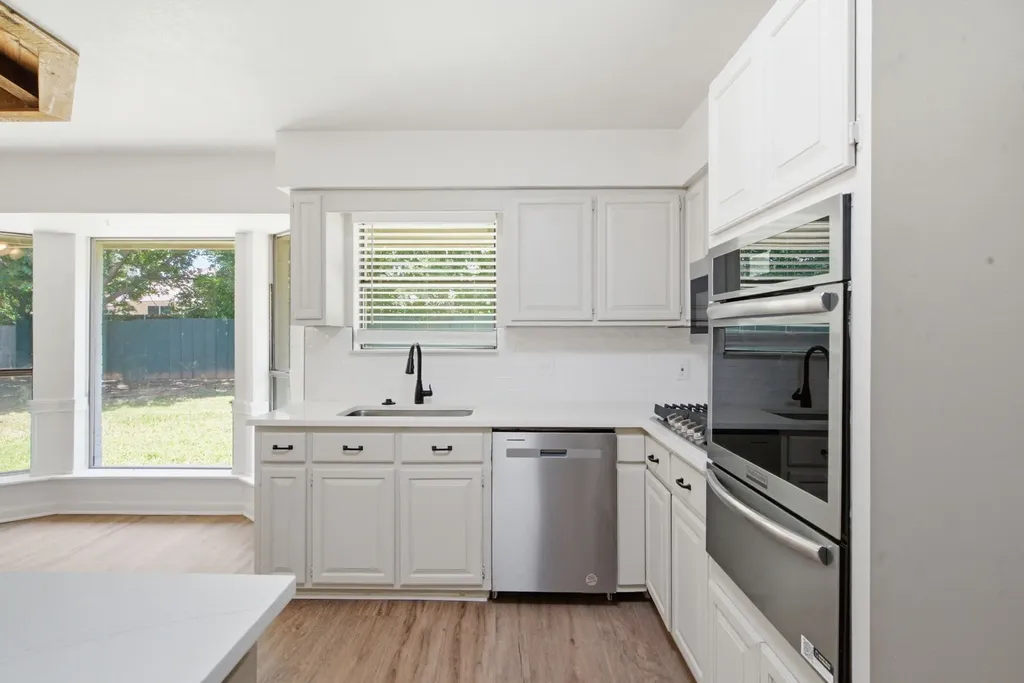 215 Cherry Street Weatherford TX 76086