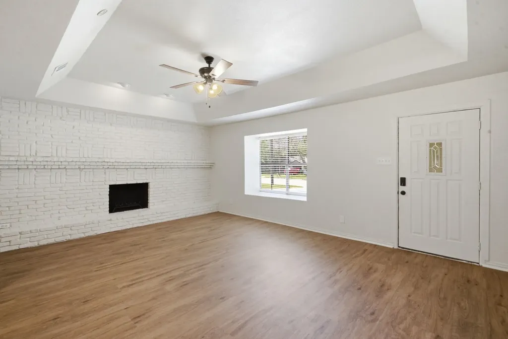 215 Cherry Street Weatherford TX 76086