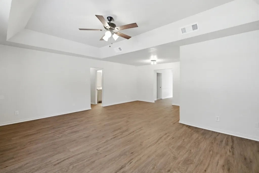 215 Cherry Street Weatherford TX 76086
