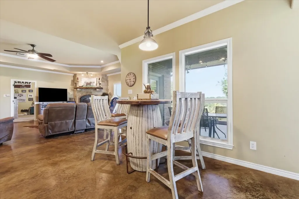169 Sears Road Bells TX 75414