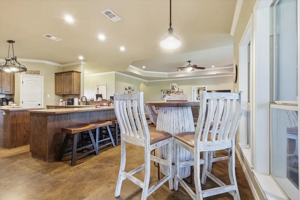 169 Sears Road Bells TX 75414