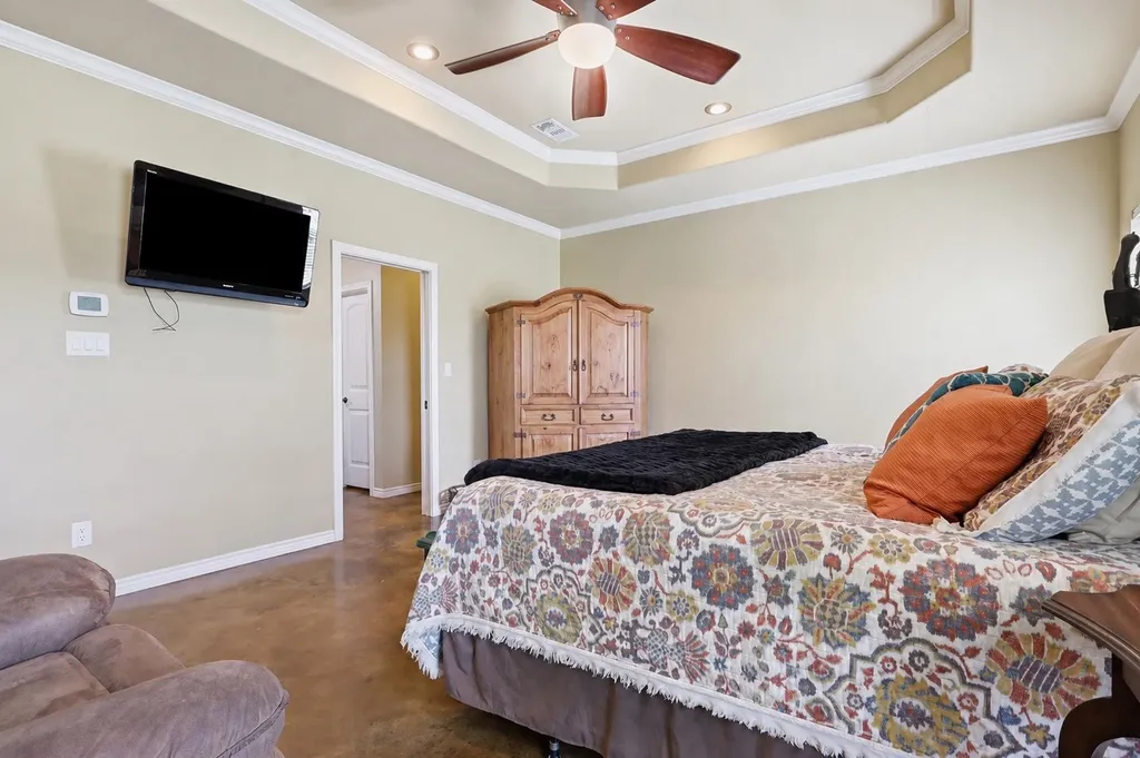 169 Sears Road Bells TX 75414