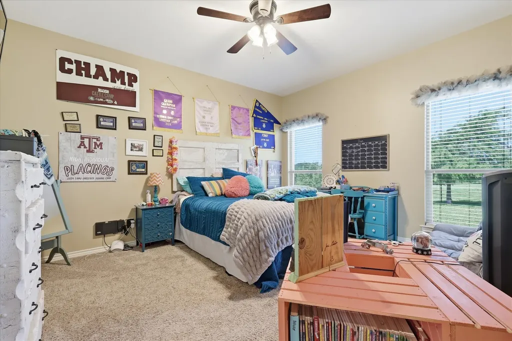 169 Sears Road Bells TX 75414