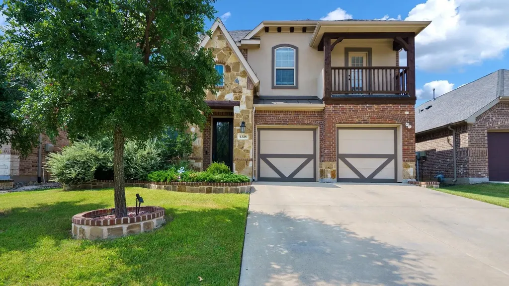 4328 Oak Chase Drive Fort Worth TX 76244