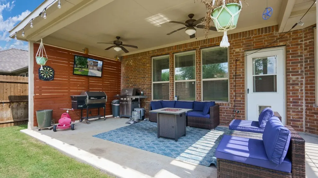 4328 Oak Chase Drive Fort Worth TX 76244