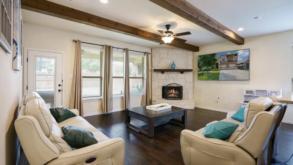 4328 Oak Chase Drive Fort Worth TX 76244