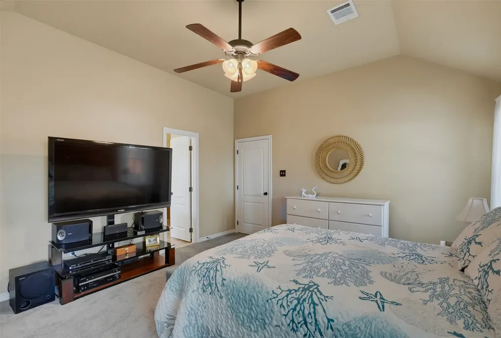 1221 Eagle Lake Drive Azle TX 76020