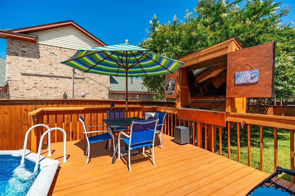 1221 Eagle Lake Drive Azle TX 76020