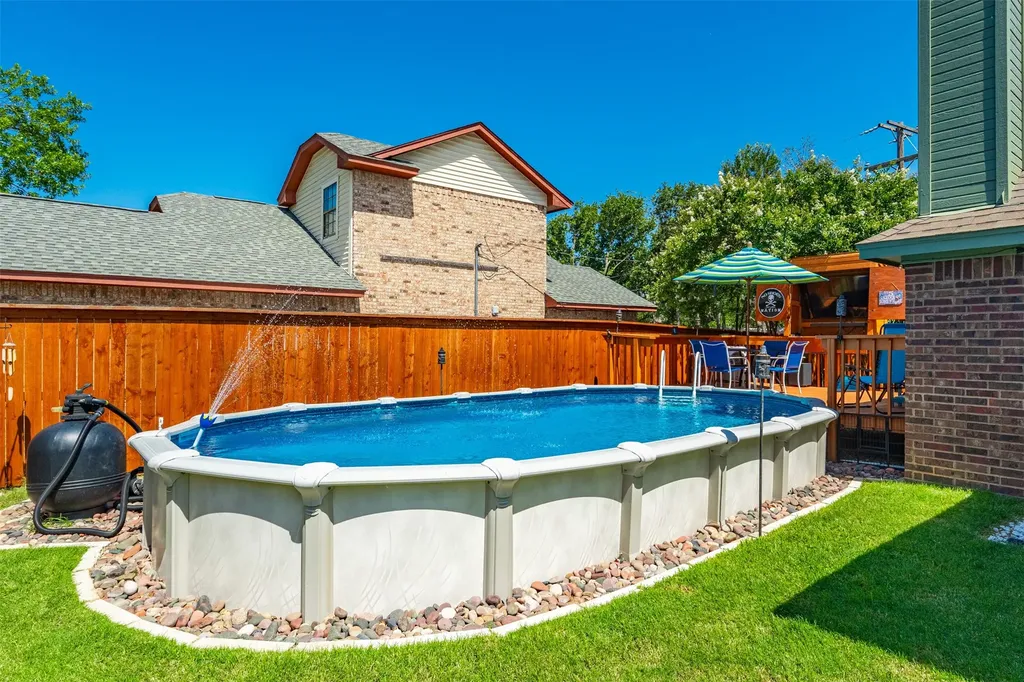 1221 Eagle Lake Drive Azle TX 76020