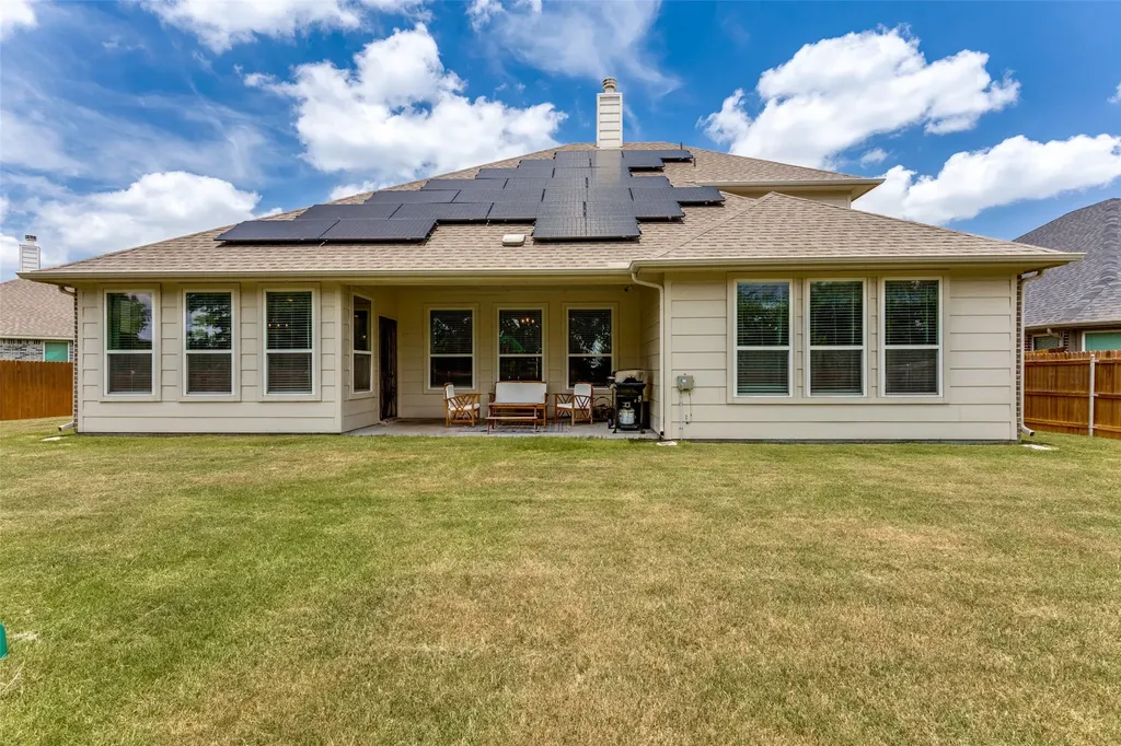 1933 Dione Place Haslet TX 76052