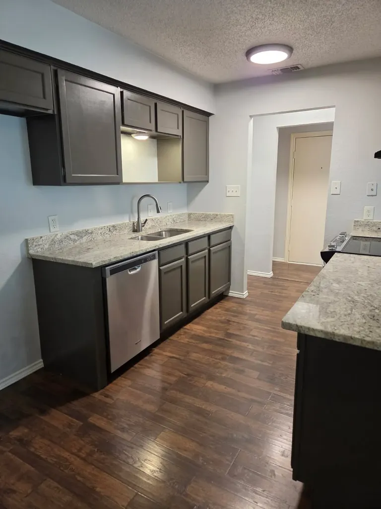 7208 NE Loop 820 North Richland Hills TX 76180