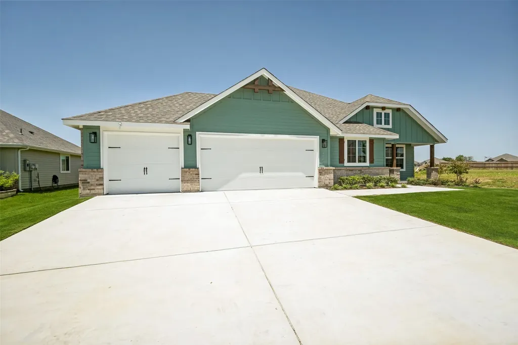 4202 Padron Lane Sanger TX 76266