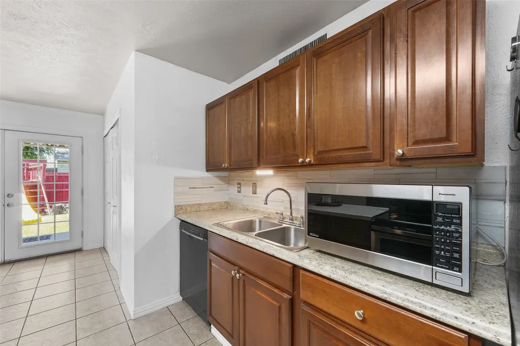 725 Valley View Drive Allen TX 75002