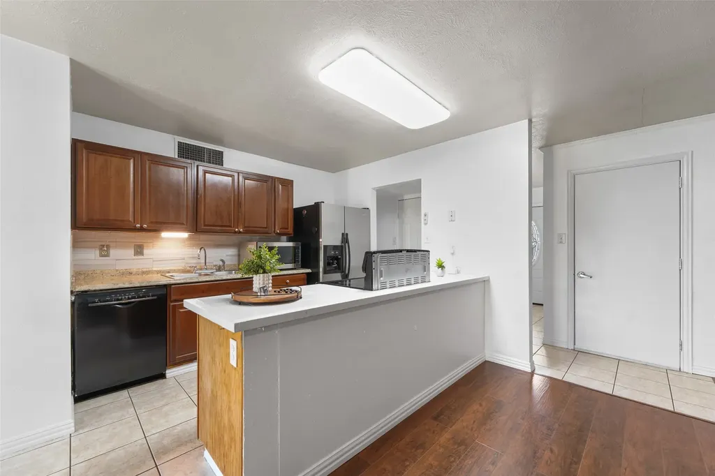 725 Valley View Drive Allen TX 75002