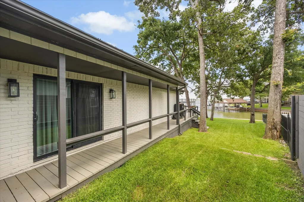 524 Sampan Drive Tool TX 75143
