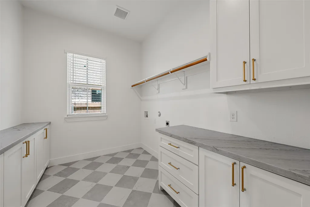 1333 Tahonta Drive Hewitt TX 76643