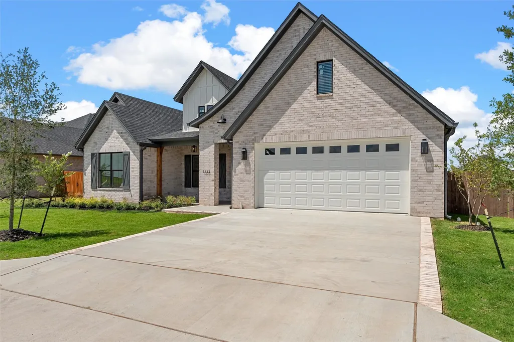1333 Tahonta Drive Hewitt TX 76643