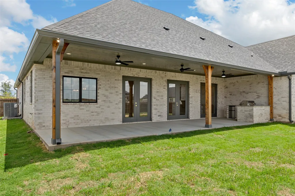1333 Tahonta Drive Hewitt TX 76643