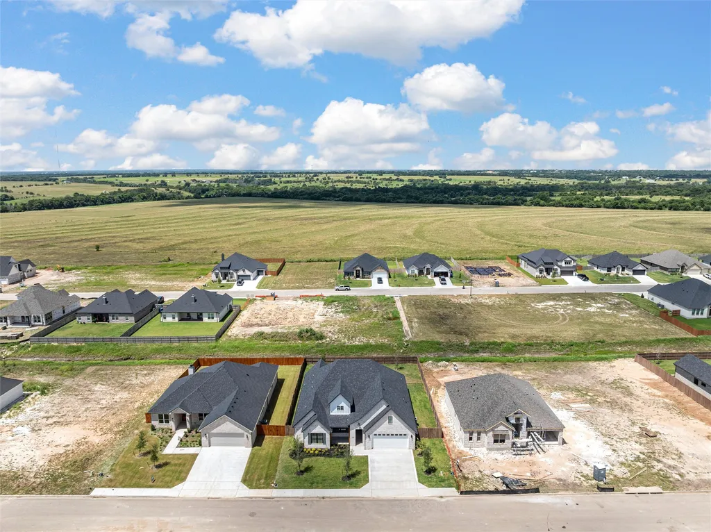 1333 Tahonta Drive Hewitt TX 76643