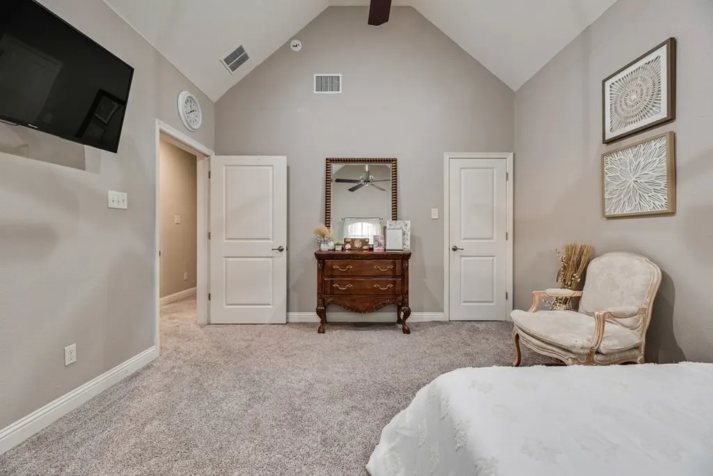 18307 Frankford Lakes Circle Dallas TX 75252
