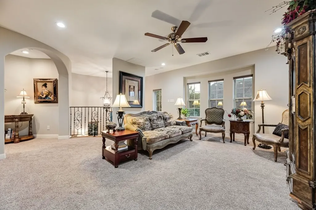 18307 Frankford Lakes Circle Dallas TX 75252