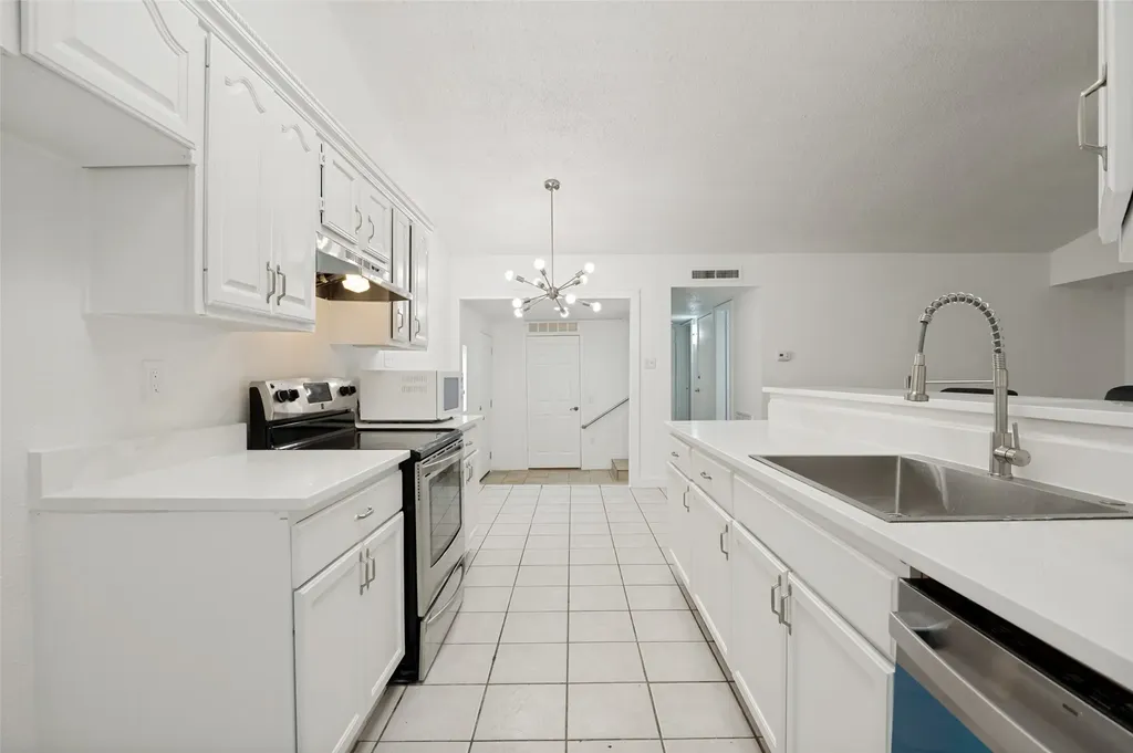 6028 Mcafee Drive The Colony TX 75056