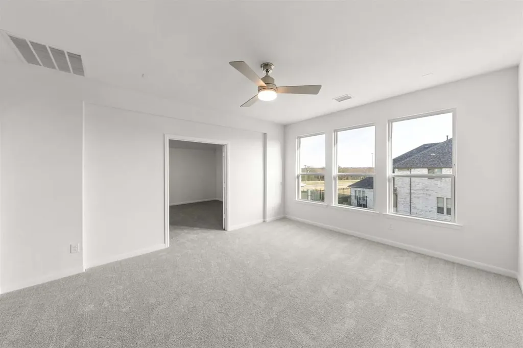 1012 Butterfly Lane Justin TX 76247