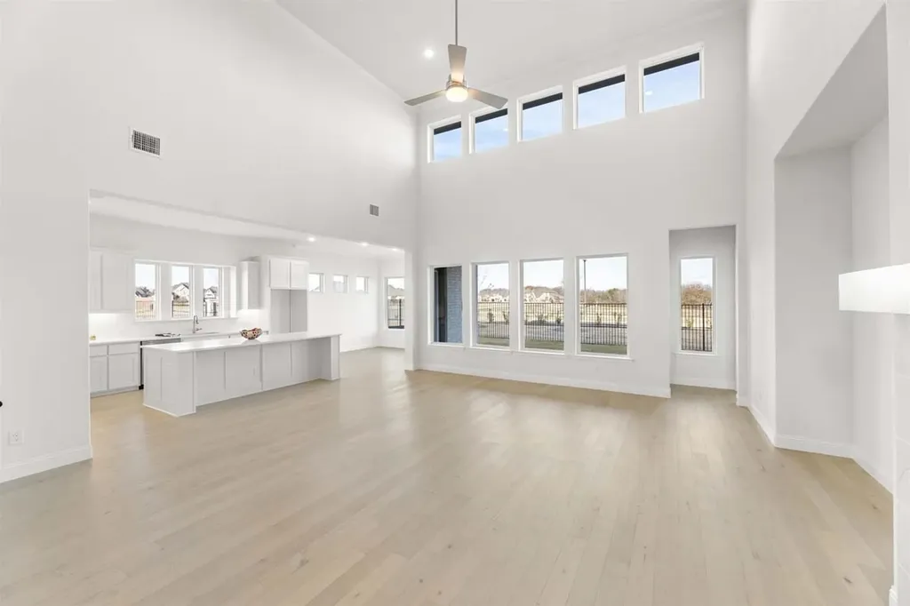 1012 Butterfly Lane Justin TX 76247