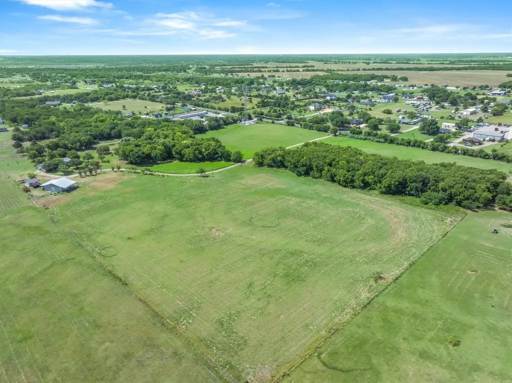 567 Poetry Road Royse City TX 75189