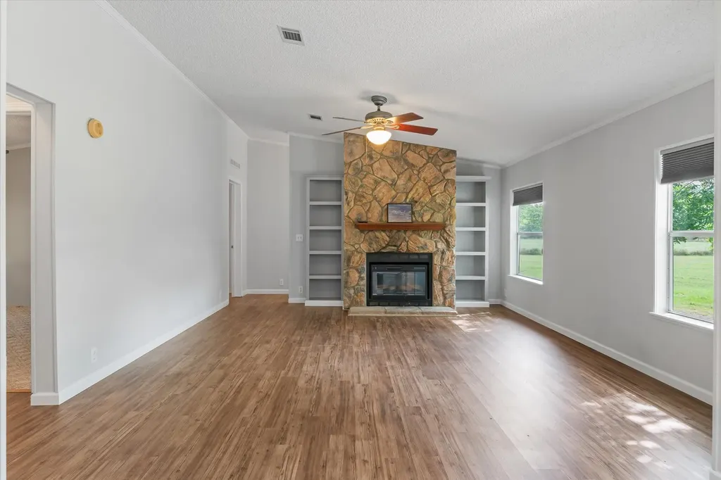 567 Poetry Road Royse City TX 75189