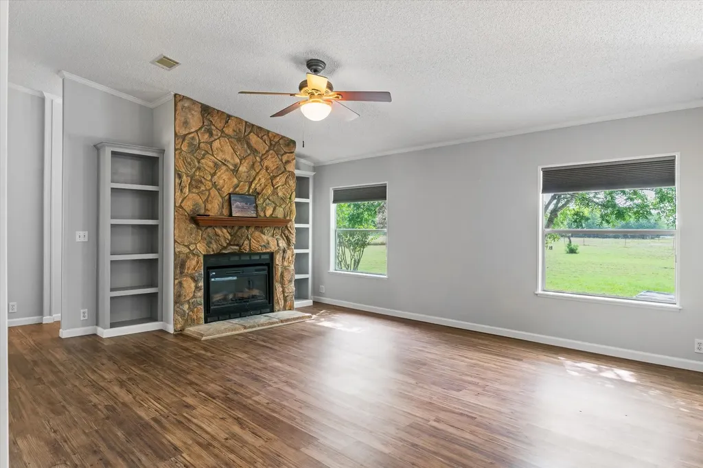 567 Poetry Road Royse City TX 75189