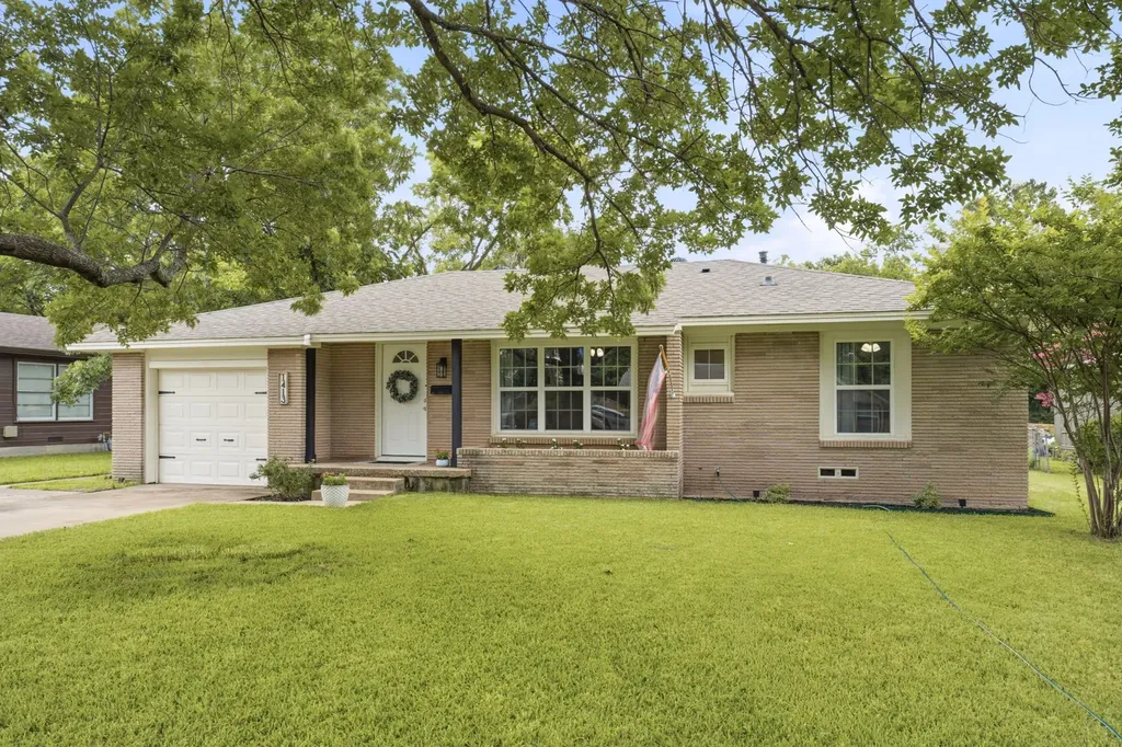 1413 N Wharton Street Sherman TX 75092