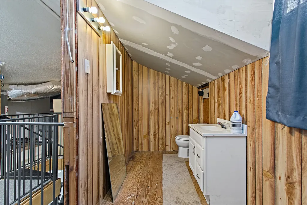 110 Church Street Winona TX 75792