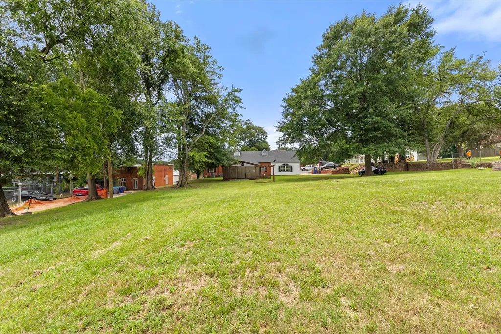 110 Church Street Winona TX 75792