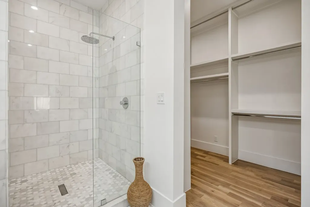 1811 Bermuda Street Dallas TX 75214