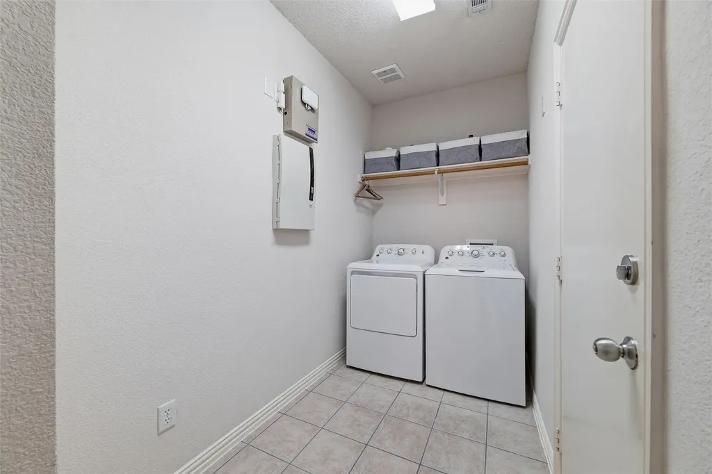 4541 Marguerite Lane Fort Worth TX 76123