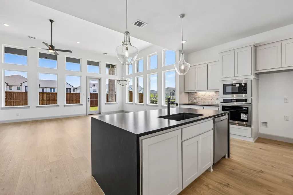 15828 Amber Street Frisco TX 75033