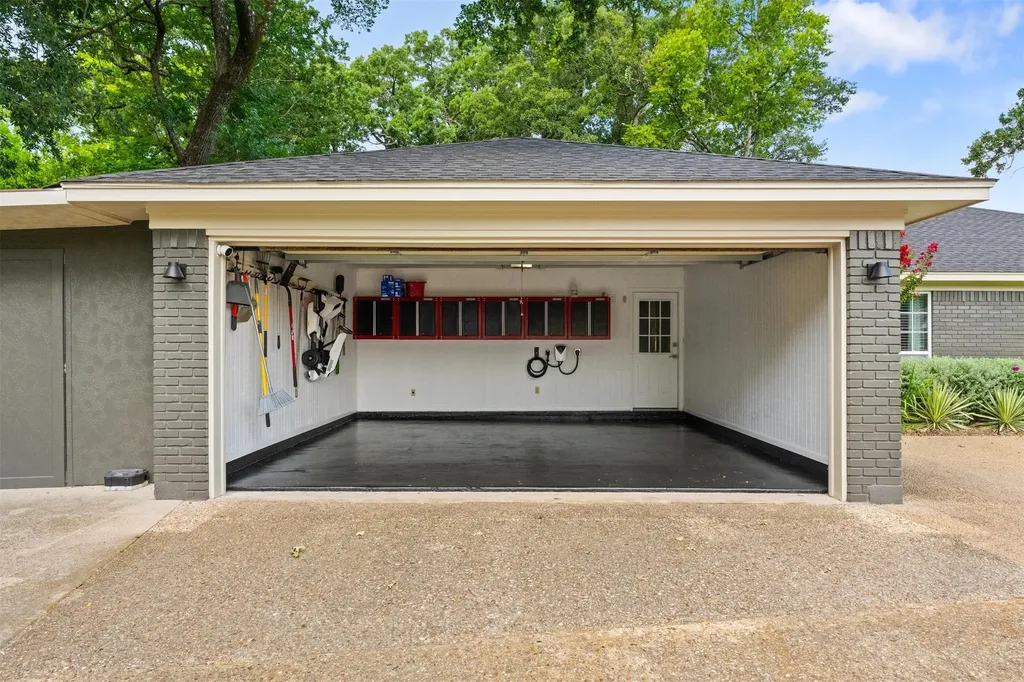 1401 Bowie Circle Corsicana TX 75110
