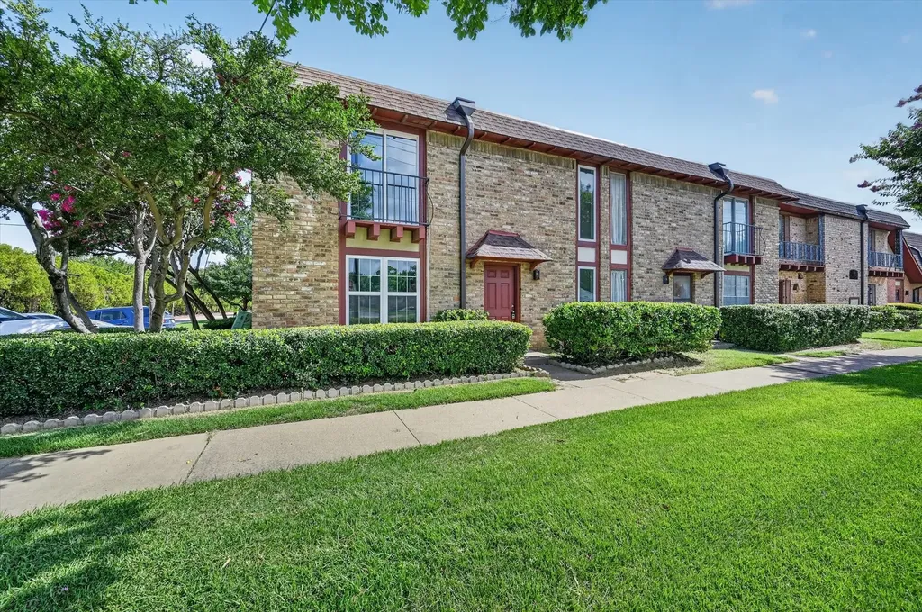 1801 E Grauwyler Road Irving TX 75061