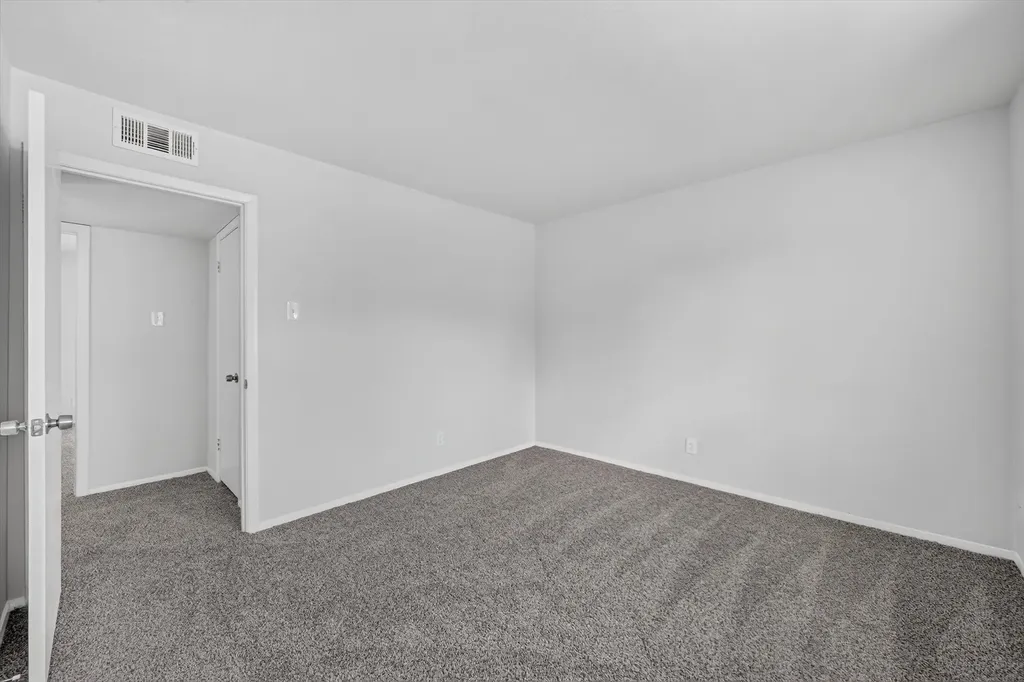 1801 E Grauwyler Road Irving TX 75061