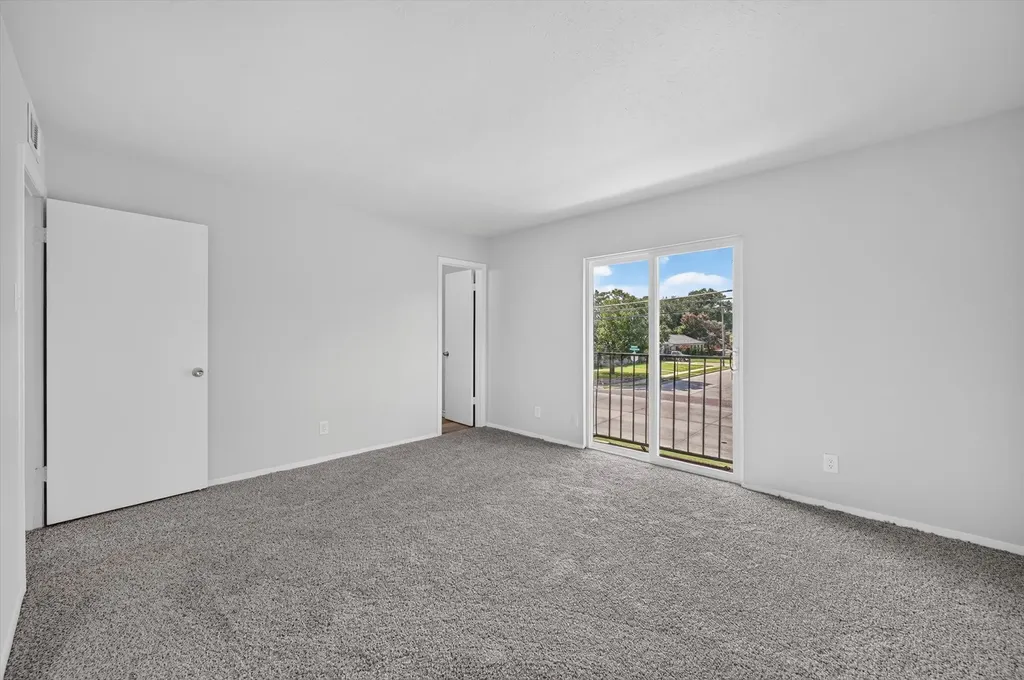 1801 E Grauwyler Road Irving TX 75061