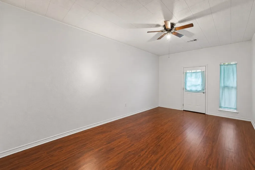 302 S 38th Street Corsicana TX 75110