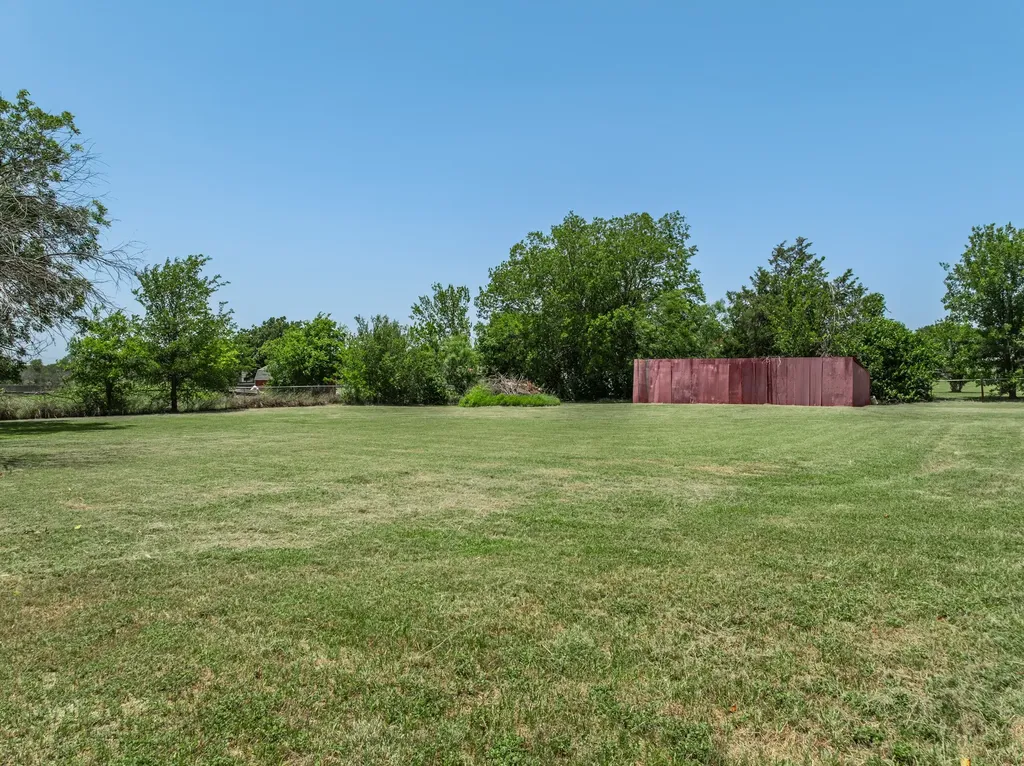 195 Amy Joy Drive China Spring TX 76633