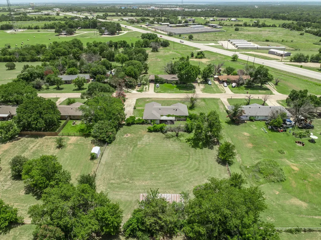 195 Amy Joy Drive China Spring TX 76633