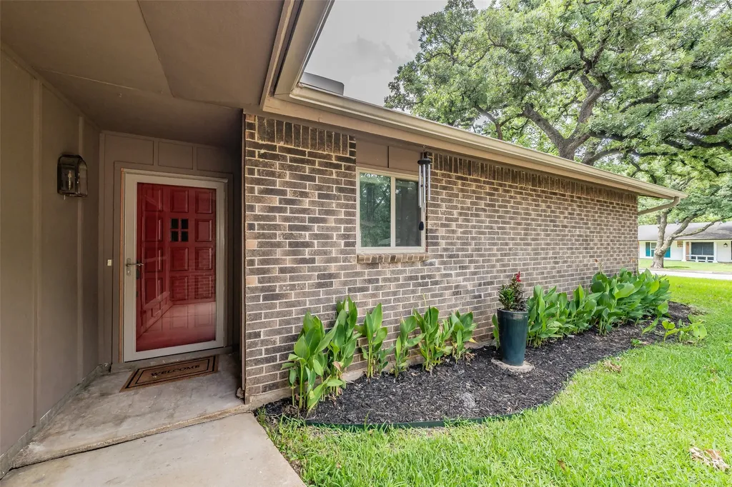 3311 Somerset Drive Arlington TX 76013